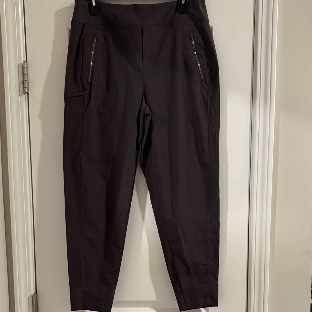 Athleta Brown Cropped Trekkie Ankle Pants